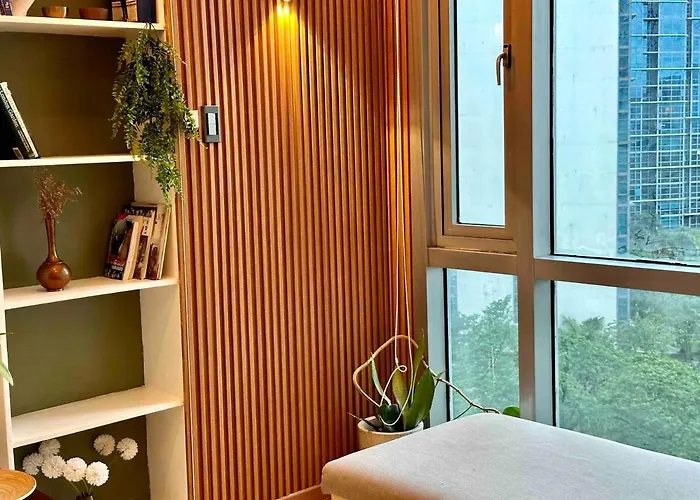 55-sqm 1-br Golf Club View In Bgc Manila