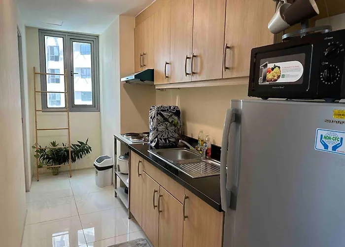 Apartment 55-sqm 1-br Golf Club View In Bgc *