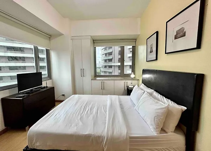 55-sqm 1-br Golf Club View In Bgc