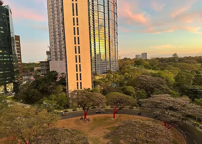 55-sqm 1-br Golf Club View In Bgc *