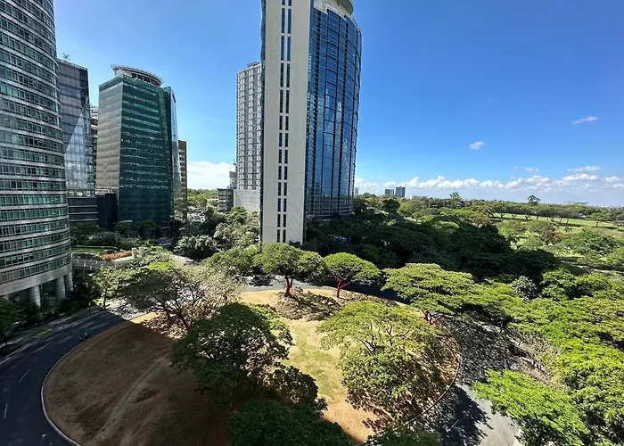 55-sqm 1-br Golf Club View In Bgc