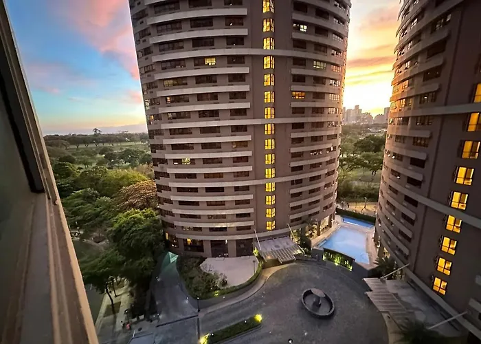 55-sqm 1-br Golf Club View In Bgc Manila