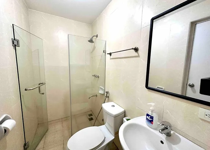 55-sqm 1-br Golf Club View In Bgc Apartment